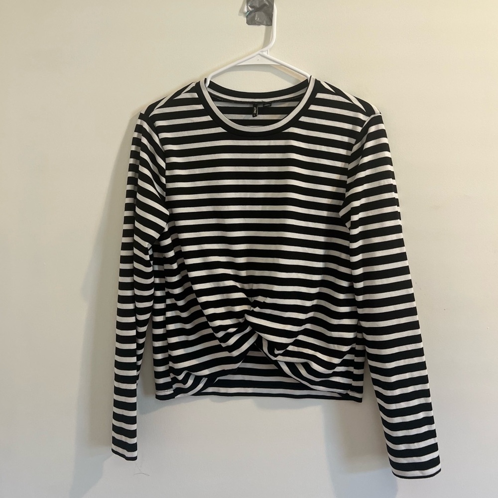 Black and White Striped Long Sleeve Top